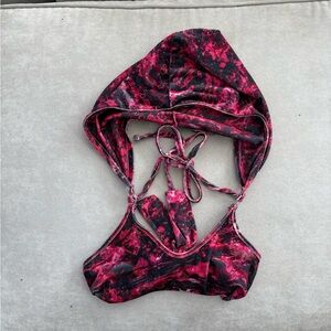 iHeartRaves Vibrant Red and Black Hood and Top